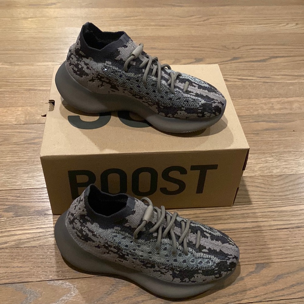Yeezy 380’